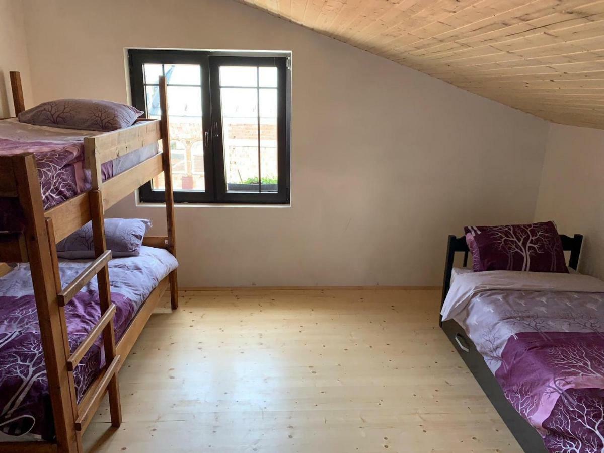 Guest House Tivko Katce Гостивар Екстер'єр фото