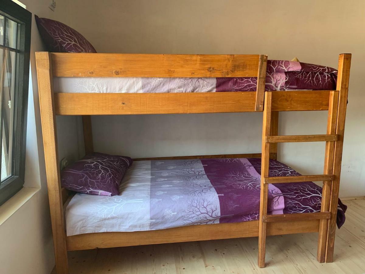 Guest House Tivko Katce Гостивар Екстер'єр фото